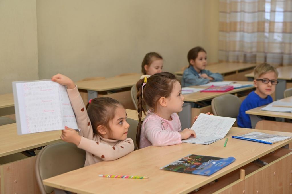 Отделение раннего творческого развития ждет своих юных учеников Отделение раннего творческого развития ждет своих юных учеников