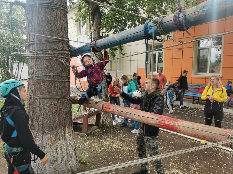 В Центре туризма и краеведения учебный год закончился большой туристической эстафетой В Центре туризма и краеведения учебный год закончился большой туристической эстафетой