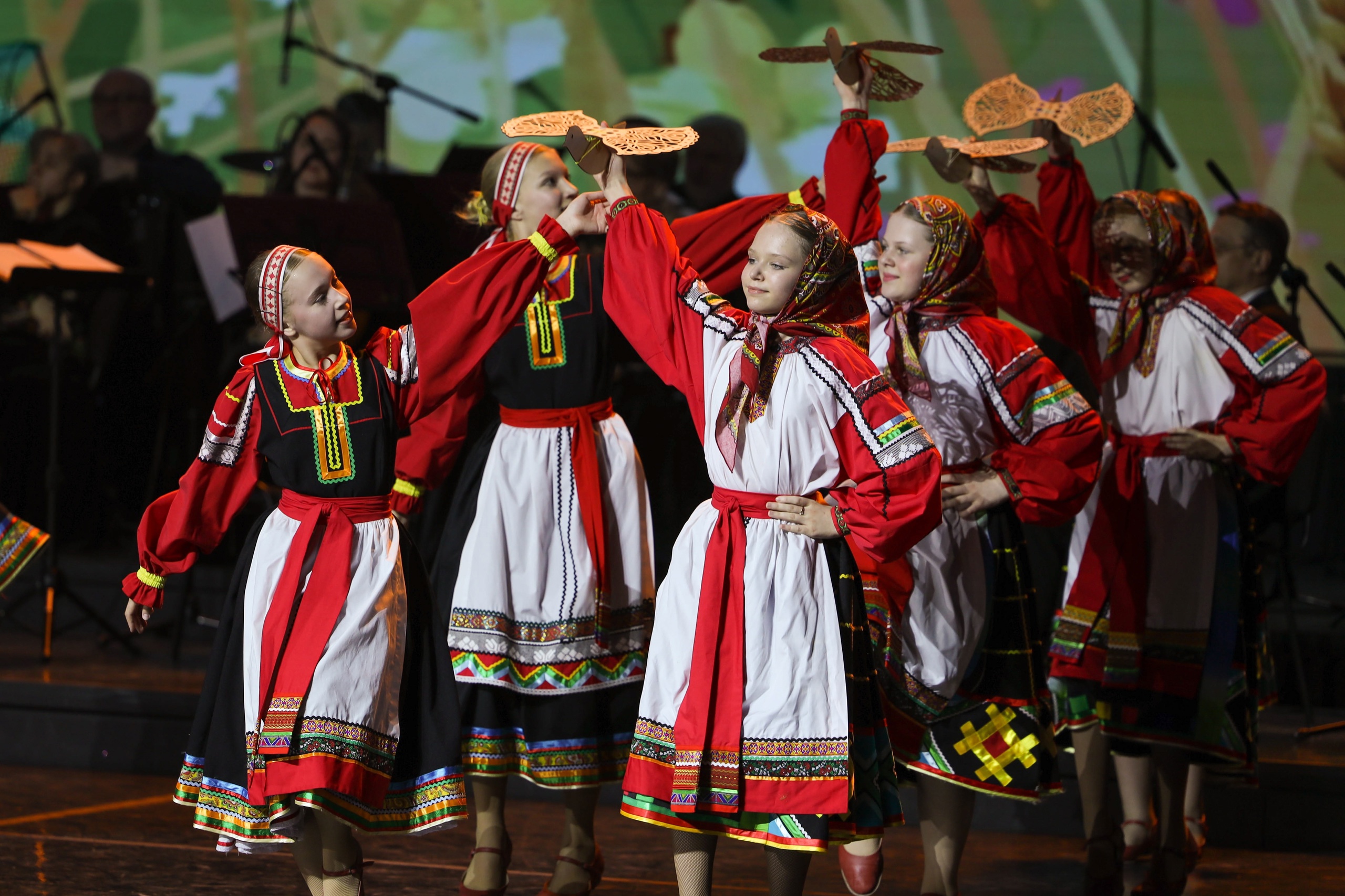 Приглашаем на отчетные концерты ансамбля народного танца «Юность Сибири»! Приглашаем на отчетные концерты ансамбля народного танца «Юность Сибири»!