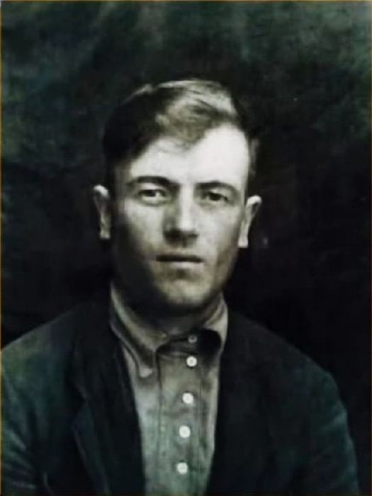 Тюменские поисковики установили личность поднятого красноармейца Тюменские поисковики установили личность поднятого красноармейца