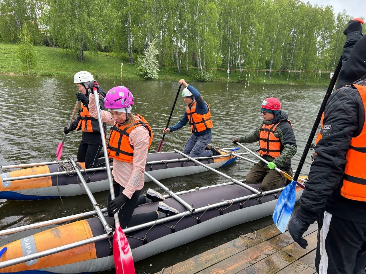 Тренеры Дворца стали чемпионами по спортивному туризму на водной дистанции!