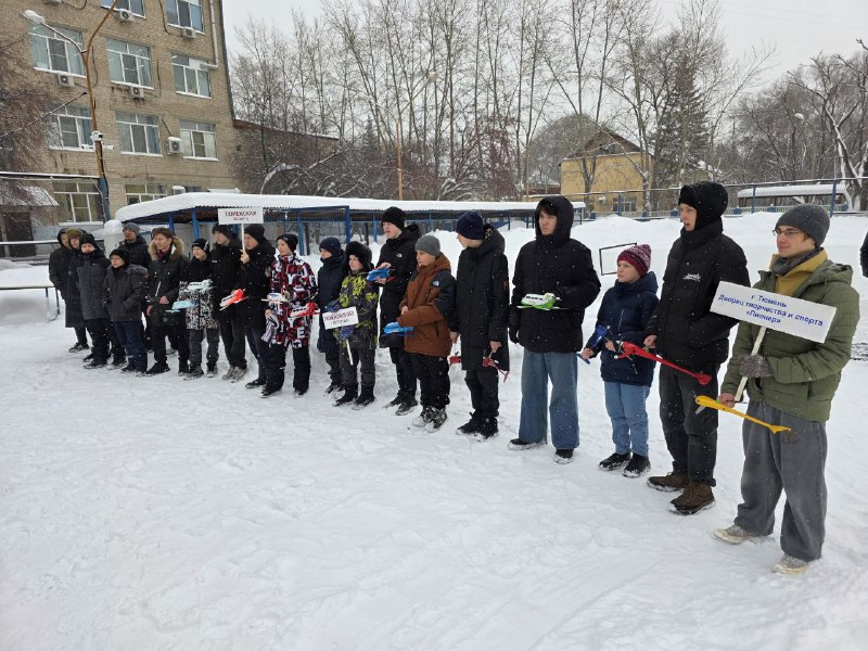 В Тюмени прошли соревнования среди моделей аэросаней