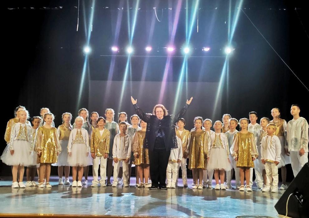 Воспитанники «Музыкального ТРаМПЛиНа» покорили сцену международного конкурса Воспитанники «Музыкального ТРаМПЛиНа» покорили сцену международного конкурса