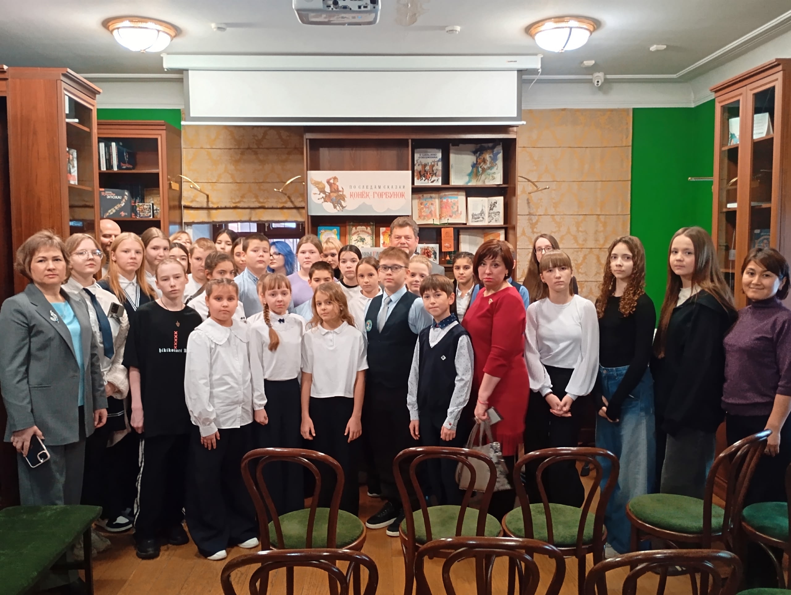 Юные следопыты побывали в Литературно-краеведческом центре Тюмени