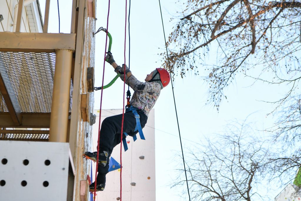 На региональном чемпионате по ледолазанию сформирована сборная на следующий сезон На региональном чемпионате по ледолазанию сформирована сборная на следующий сезон