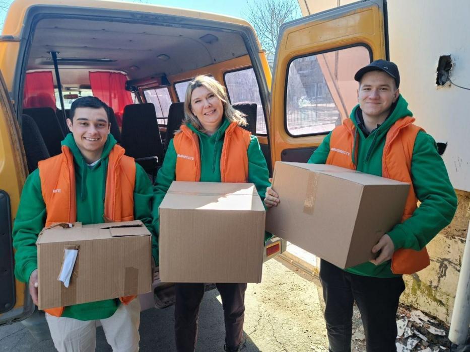 Транспорт с гуманитарными грузами в зону СВО будет передвигаться по платным дорогам России без взимания оплаты Транспорт с гуманитарными грузами в зону СВО будет передвигаться по платным дорогам России без взимания оплаты