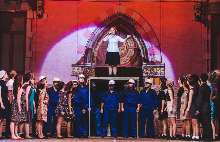 Российский Союз Молодежи проводит конкурс режиссерско-постановочных идей и сценических решений Российский Союз Молодежи проводит конкурс режиссерско-постановочных идей и сценических решений